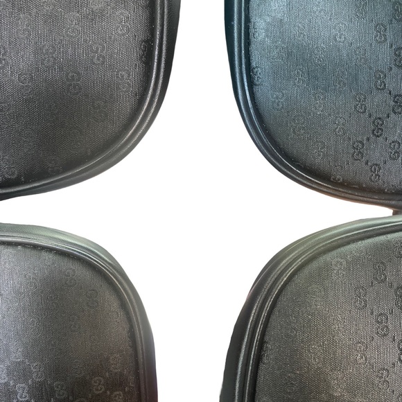 ** SOLD ** Vintage Gucci Crossbody - Picture 5 of 11